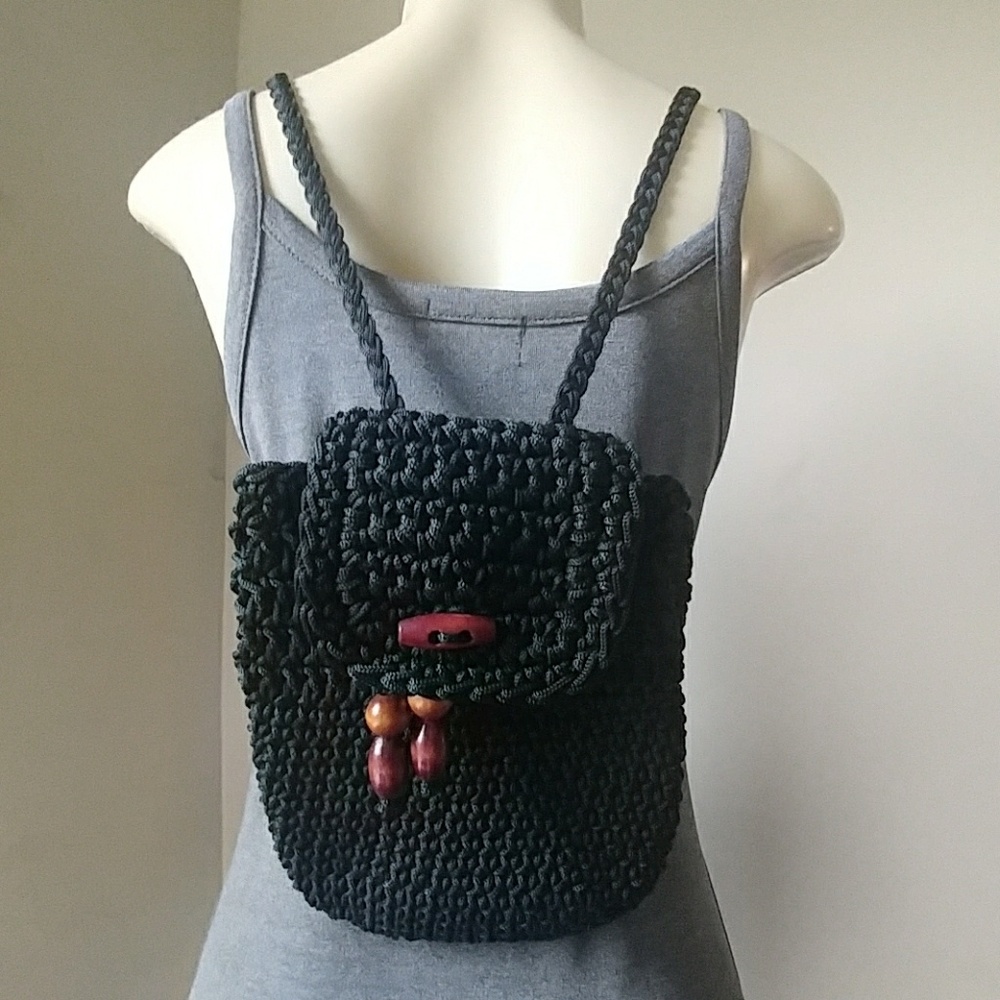 🔥WALBORG🔥 VTG CROCHET BACKPACK